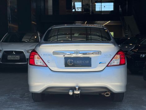 Nissan VERSA UNIQUE 1.6 16V FlexStart 4p Aut.