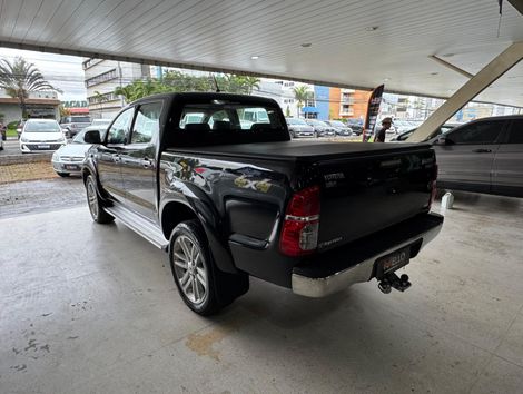 Toyota Hilux CD SRV 4x4 2.7 Flex 16V Aut.