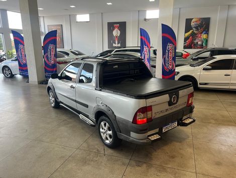 Fiat Strada Trekking 1.6 16V Flex CD