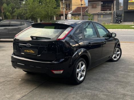 Ford Focus 1.6 S/SE/SE Plus Flex 8V/16V  5p