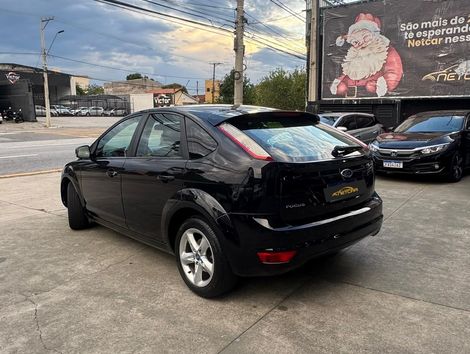 Ford Focus 1.6 S/SE/SE Plus Flex 8V/16V  5p