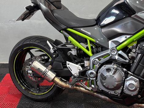 KAWASAKI Z 900
