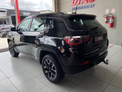 Jeep COMPASS TRAILHAWK 2.0 4x4 Dies. 16V Aut.