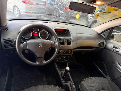 Peugeot 207 Sedan Passion XR 1.4 Flex 8V 4p