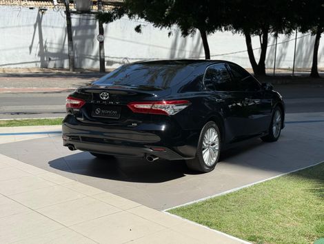 Toyota Camry XLE 3.5 24V Aut.