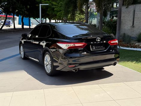 Toyota Camry XLE 3.5 24V Aut.