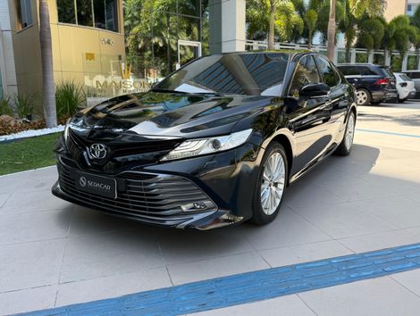 Toyota Camry XLE 3.5 24V Aut.
