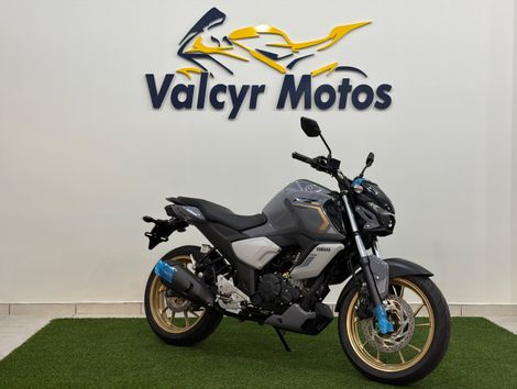 YAMAHA FZ15 CONNECTED