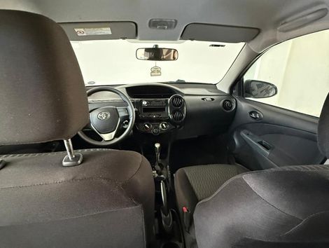 Toyota ETIOS X 1.3 Flex 16V 5p Aut.