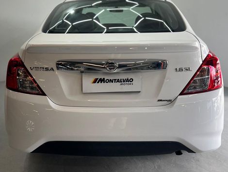 Nissan VERSA SL Direct 1.6 16V Flex  Aut. 