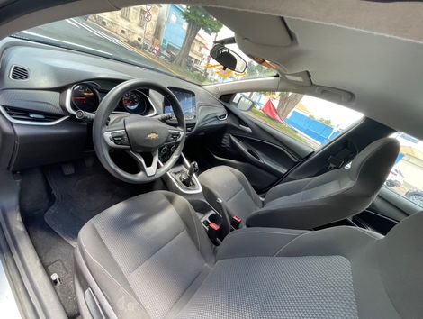 Chevrolet ONIX SEDAN Plus LT 1.0 12V Flex 4p Mec.