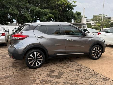 Nissan KICKS SL 1.6 16V FlexStar 5p Aut.