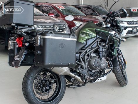 TRIUMPH TIGER 1200 XCA