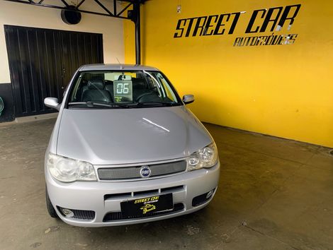 Fiat Palio ELX 1.4 Fire/30 Anos F. Flex 8V 4p