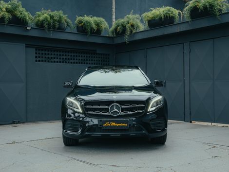 Mercedes GLA 250 Sport 2.0 TB 16V 4x2  211cv Aut.