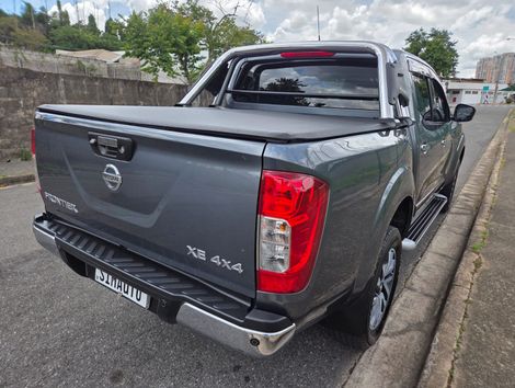 Nissan Frontier XE CD 4x4 2.3 Bi-TB Diesel Aut.