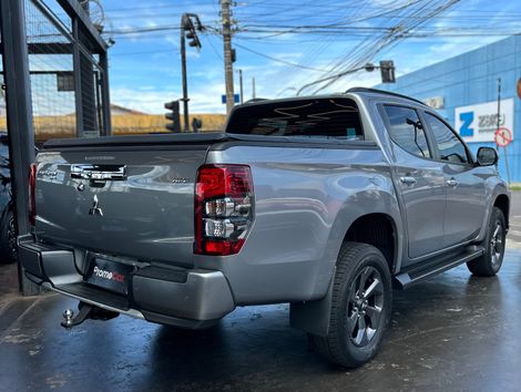 Mitsubishi L200 Triton Sport HPE 2.4 CD Diesel Aut.