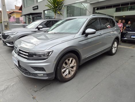 VolksWagen TIGUAN Allspac Comf 250 TSI 1.4 Flex