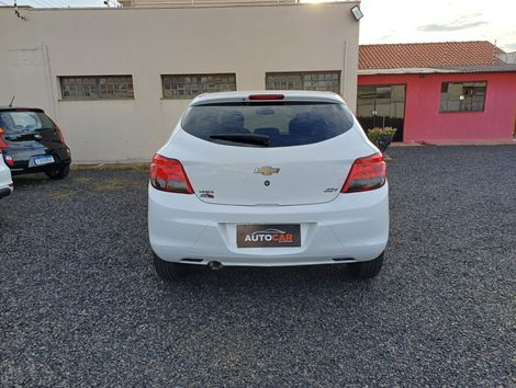 Chevrolet ONIX HATCH Joy 1.0 8V Flex 5p Mec.