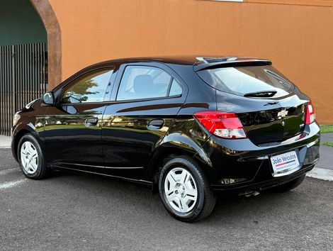 Chevrolet ONIX HATCH Joy 1.0 8V Flex 5p Mec.