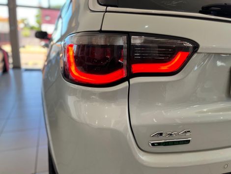 Jeep COMPASS LONGITUDE 2.0 4x4 Dies. 16V Aut.