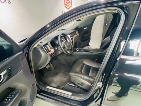 Volvo XC 60 T-8 Plus 2.0 AWD (Híbrido)