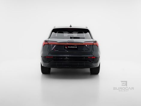 Audi Q8 E-TRON Performance Black (Elétrico)