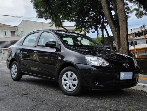 Toyota ETIOS X Sedan 1.5 Flex 16V 4p Mec.