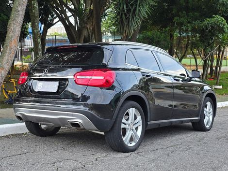 Mercedes GLA 200 Vision 1.6/1.6 TB 16V Flex Aut.