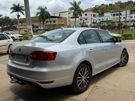 VolksWagen JETTA Highline 2.0 TSI 16V 4p Tiptronic