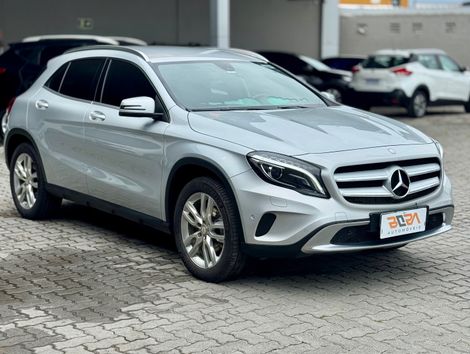 Mercedes GLA 200 Advance 1.6/1.6 TB 16V Flex Aut.