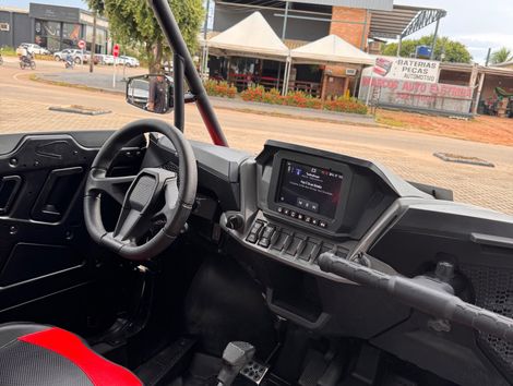 POLARIS RZR R 4 ULTIMATE Turbo 4x4 (UTV)