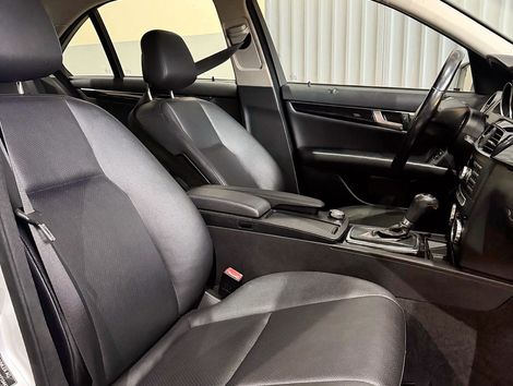 Mercedes C-180 CGI Classic 1.8 16V 156cv Aut.