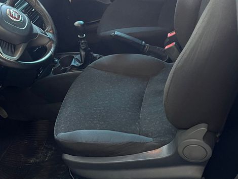 Fiat Strada Freedom 1.4 Flex 8V CS