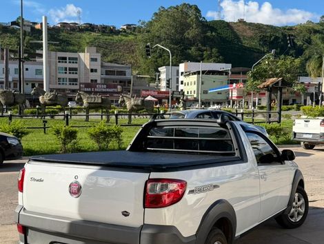 Fiat Strada Freedom 1.4 Flex 8V CS