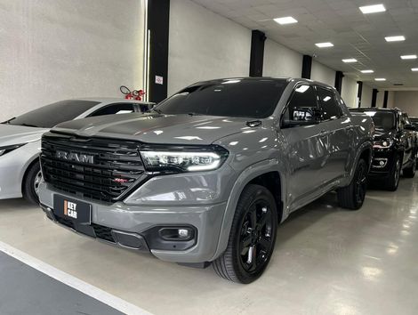 RAM RAMPAGE LAR. HURR. 4 2.0 TB CD 4X4  Aut.