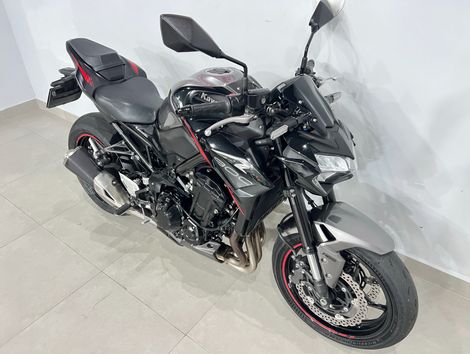 KAWASAKI Z 900