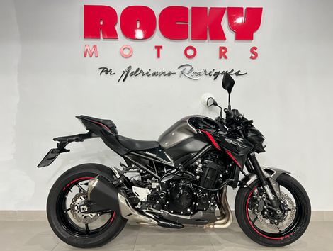KAWASAKI Z 900
