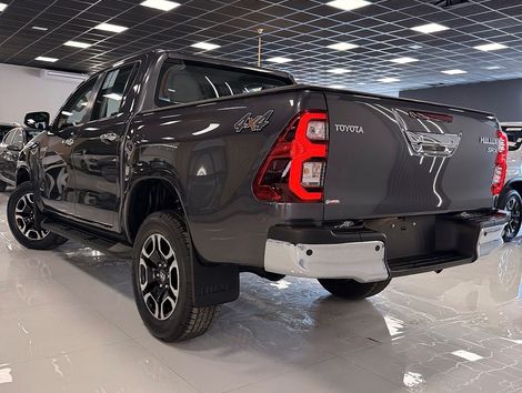 Toyota Hilux CD SRX 4x4 2.8 TDI 16V Diesel Aut.