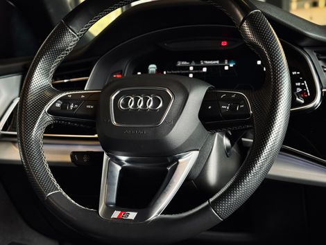 Audi Q8 Perf.Black 3.0 TFSI Quat. S-tr/(Híb.)