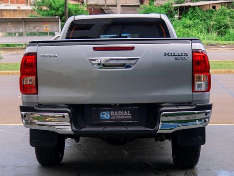 Toyota Hilux CD SRV 4x4 2.8 TDI Diesel Aut.