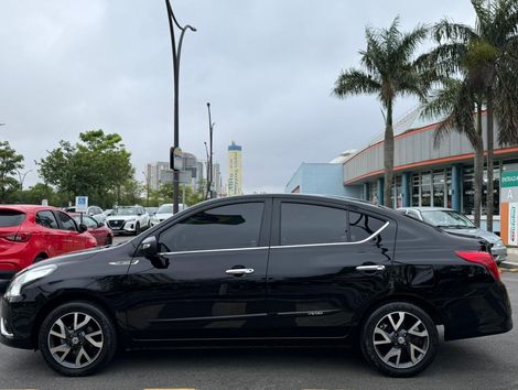 Nissan VERSA UNIQUE 1.6 16V FlexStart 4p Aut.