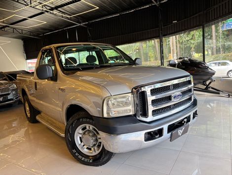 Ford F-250 XLT 3.9 4x2 Diesel TB