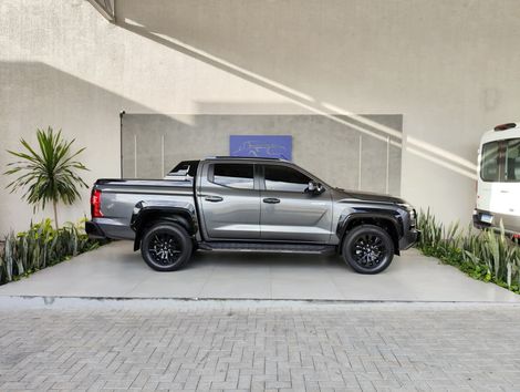 Mitsubishi Triton Katana 2.4 CD 4x4 TB Diesel Aut.