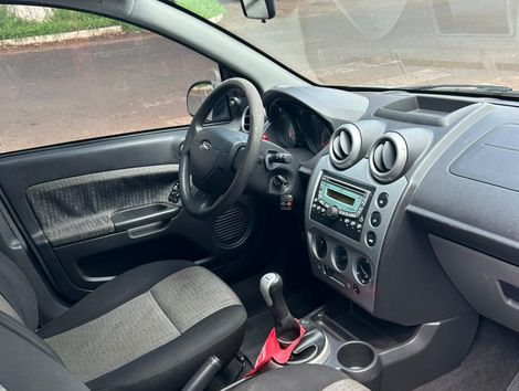 Ford Fiesta Sed. 1.6 8V Flex 4p