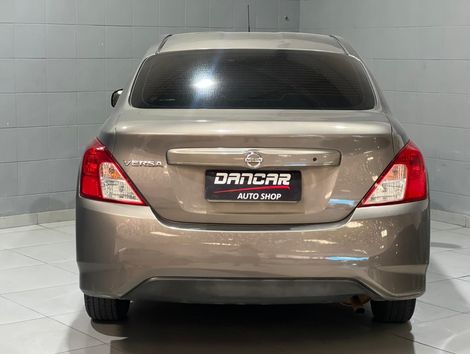 Nissan VERSA 1.0 12V FlexStart 4p Mec.