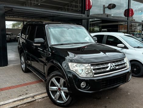 Mitsubishi Pajero HPE Full 3.2 4x4 T.I.Dies. 5p Aut