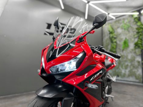 HONDA CBR 650 R