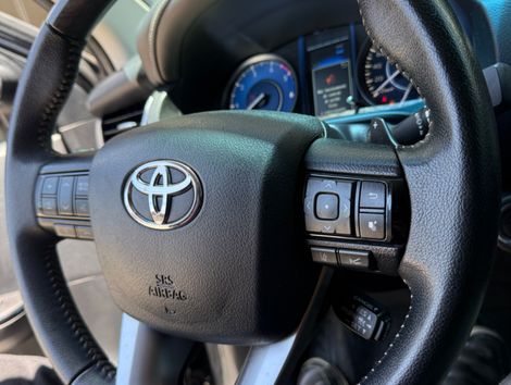 Toyota Hilux SW4 SRX 4x4 2.8 TDI 16V Dies. Aut.