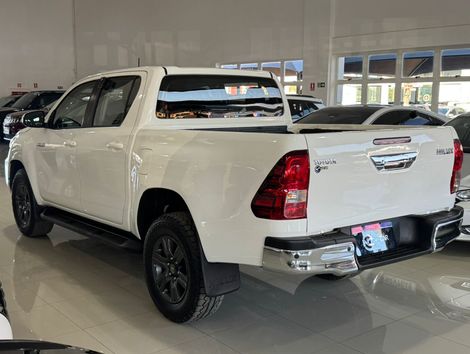 Toyota Hilux CD SR 4x4 2.8 TDI Diesel Aut.